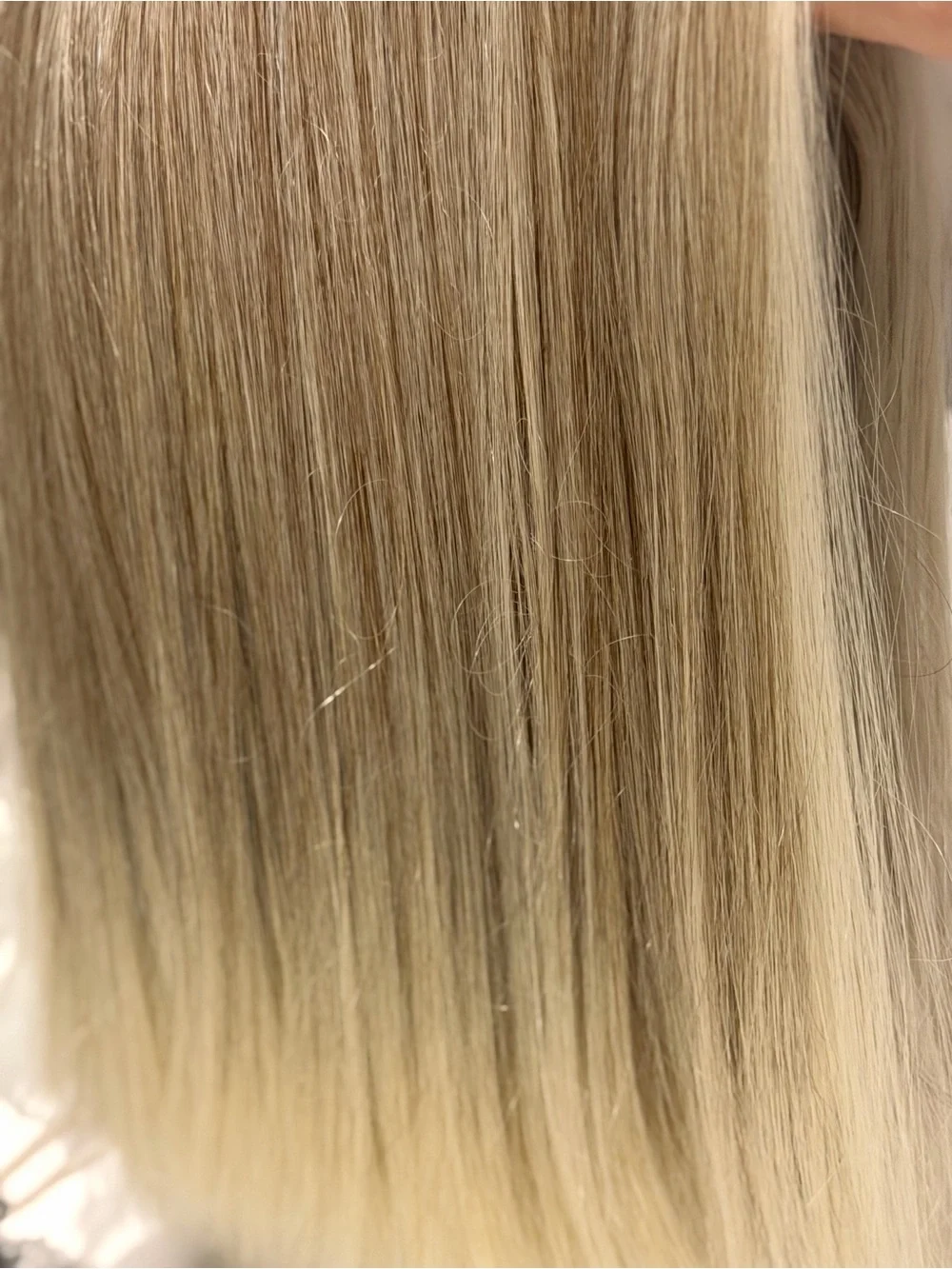 Luxury Ash Blonde Women's synthetic wig- Natural looking straight cut long bob - Picture 7 of 10